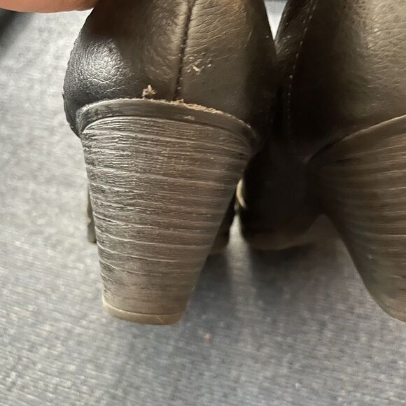 I Love Comfort Shoes Women’s Size 9 Slip On Black Leather Non-Slip Work Office - Picture 9 of 16